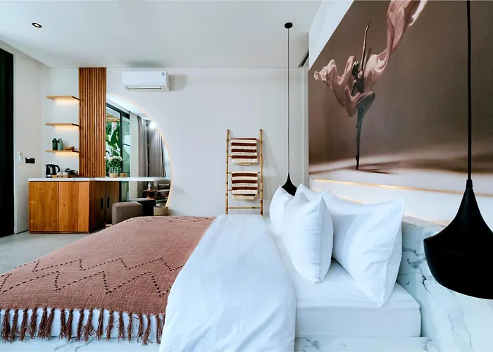 Baliwood Bingin Hotel *
